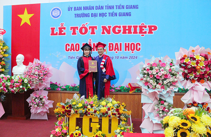 Trường Đại học Tiền Giang: Trao Bằng tốt nghiệp cho 1.164 sinh viên