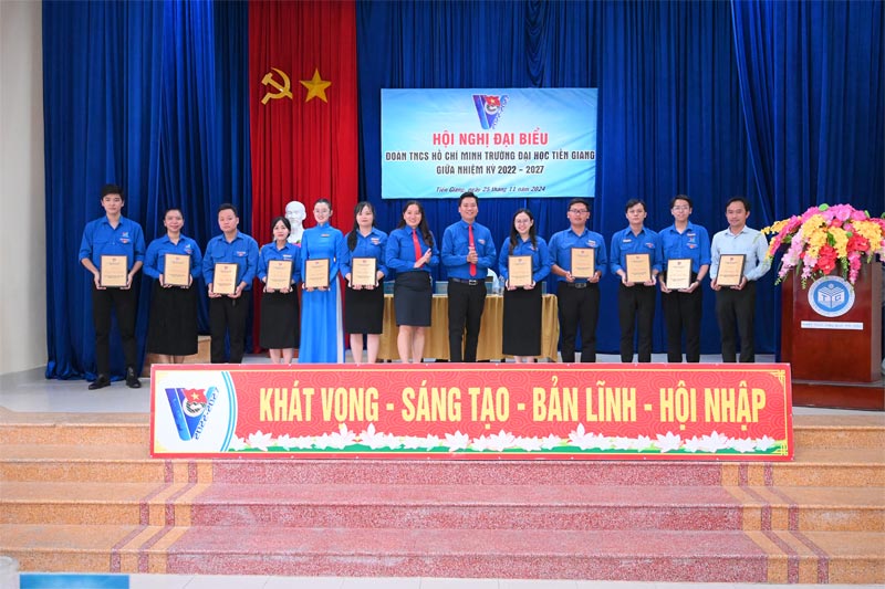 Hội nghị đại biểu Đoàn TNCS Hồ Chí Minh trường Đại học Tiền Giang ...