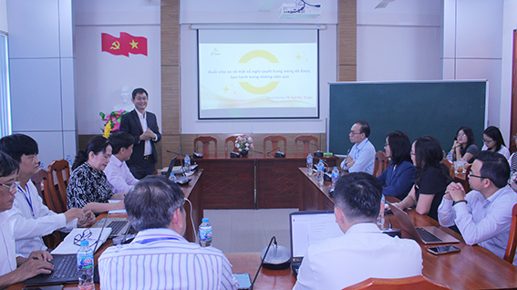 Trường Đại học Tiền Giang tổ chức buổi trao đổi chuyên đề về xây dựng chiến lược phát triển khoa học công nghệ và đổi mới sáng tạo