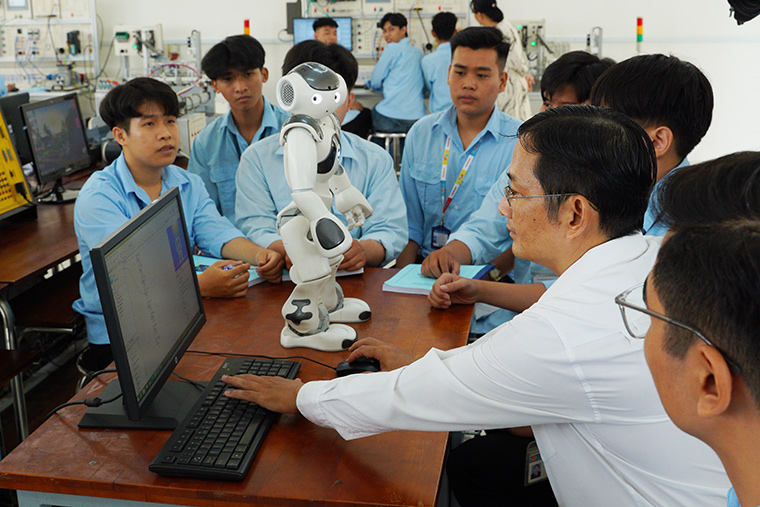 Trường Đại học Tiền Giang: Mức điểm sàn xét tuyển năm 2025 cao nhất là 18 điểm