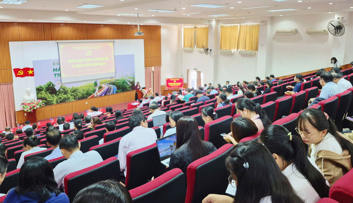 Đảng bộ trường đại học tiền giang sơ kết công tác xây dựng đảng 6 tháng đầu năm 2026
