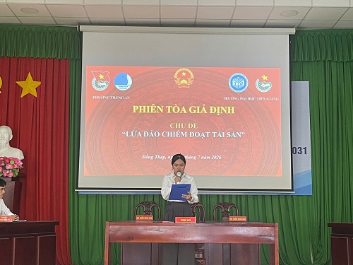 Sinh viên Đại học Luật - Khoa Kinh tế - Luật đồng hành cùng Chiến dịch Mùa hè xanh 2026