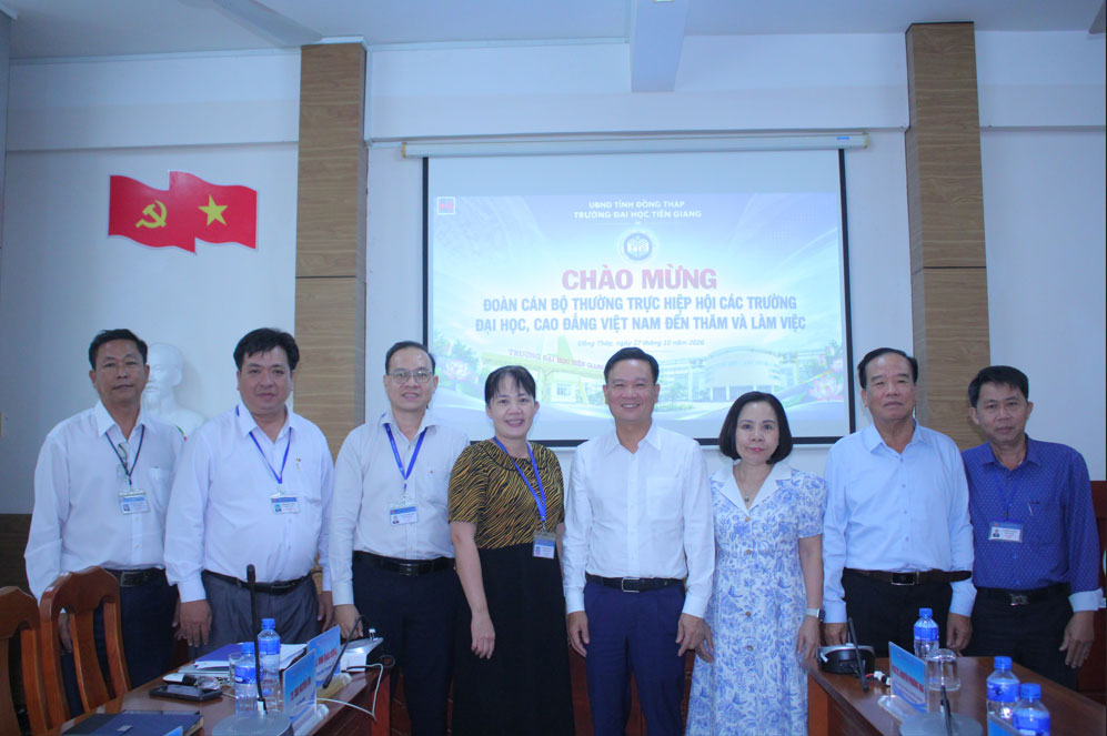 Thường trực Hiệp hội Các trường đại học, cao đẳng Việt Nam thăm, làm việc tại Trường Đại học Tiền Giang